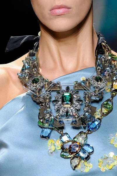 Look 152